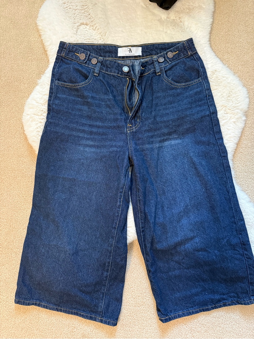 Wide-Leg Denim Jorts in Dark Blue - Women